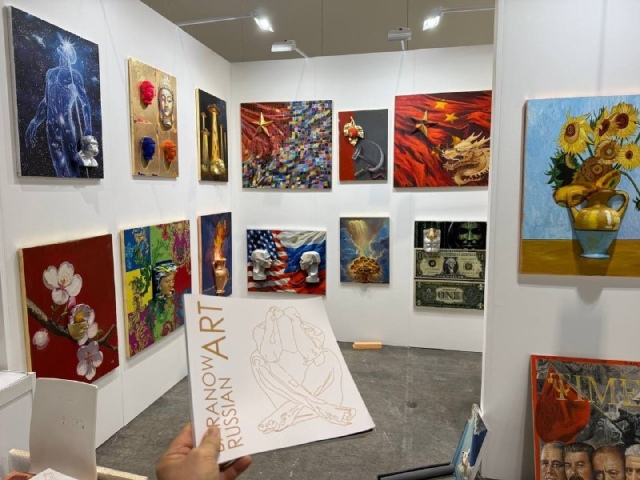 Галерея Baranow Art Gallery на Affordable Art Fair Hong Kong: Рекордные продажи и триумфальное вхождение на азиатский рынок