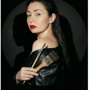 Яна Арутюнова 